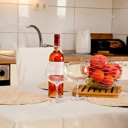 Hébergement de vacances Olive Tree Holiday House With Pool